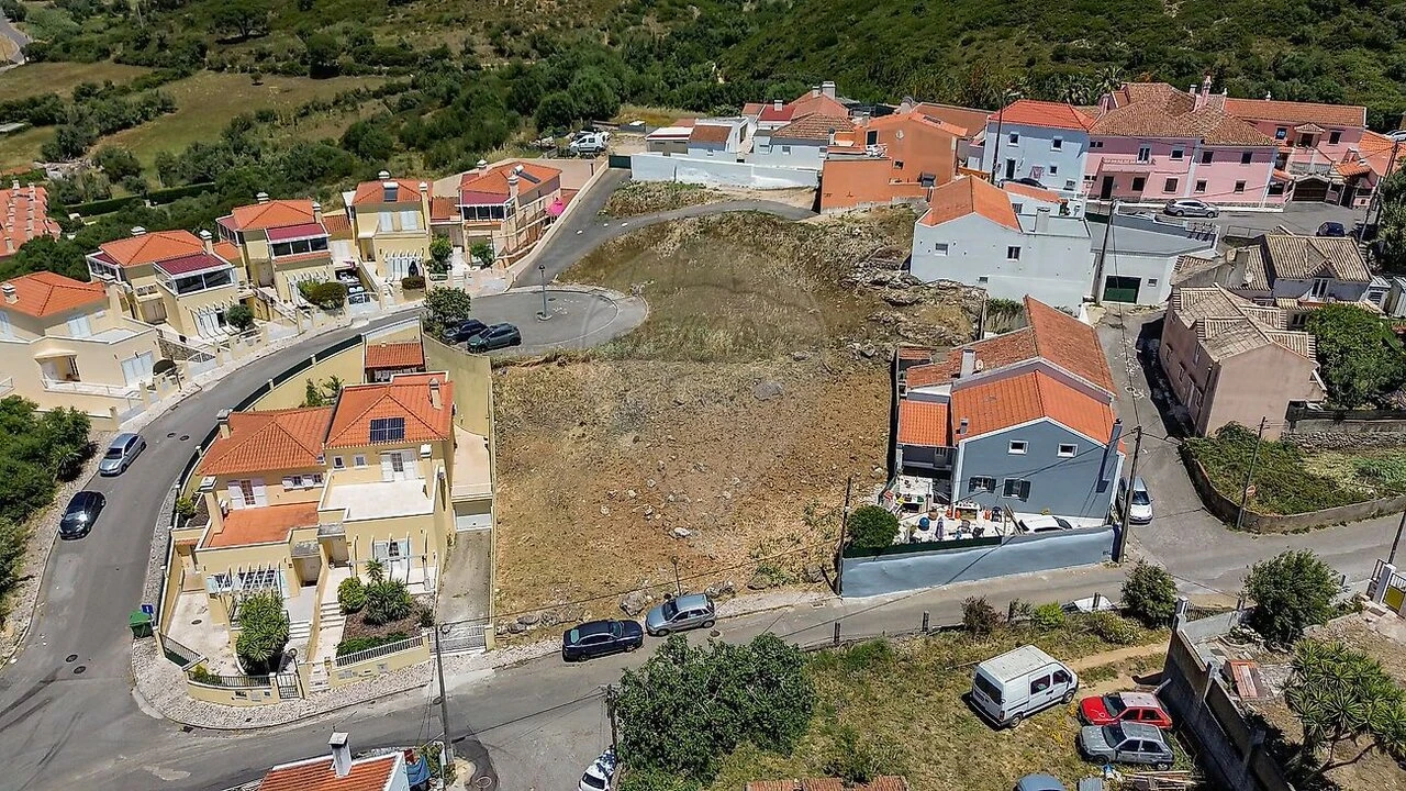 Terreno para Venda em Almargem do Bispo, Pêro Pinheiro e Montelavar Foto 1