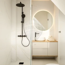 Apartamento T1 para Venda em Santa Maria Maior