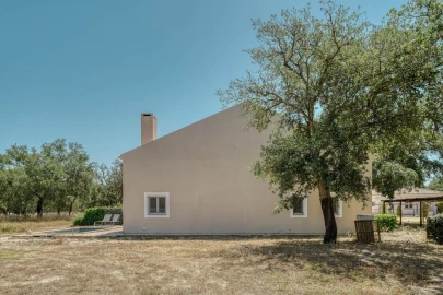 Moradia T2 para Venda em Santa Maria do Castelo e Santiago e Santa Susana