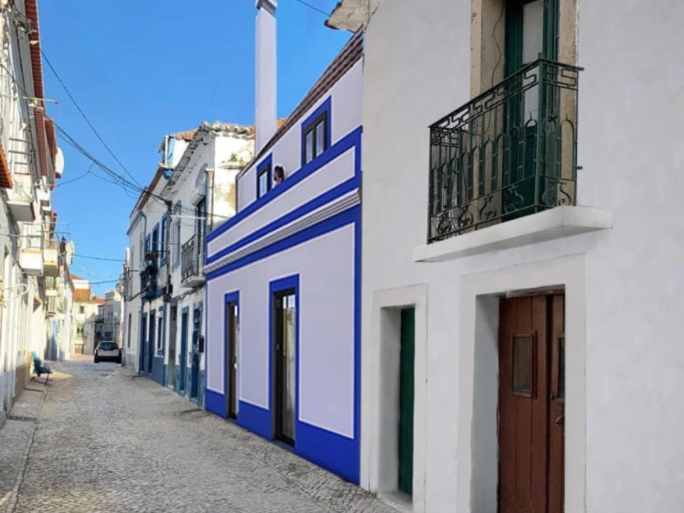 Prédio para Venda em Santa Maria do Castelo e Santiago e Santa Susana Foto 2