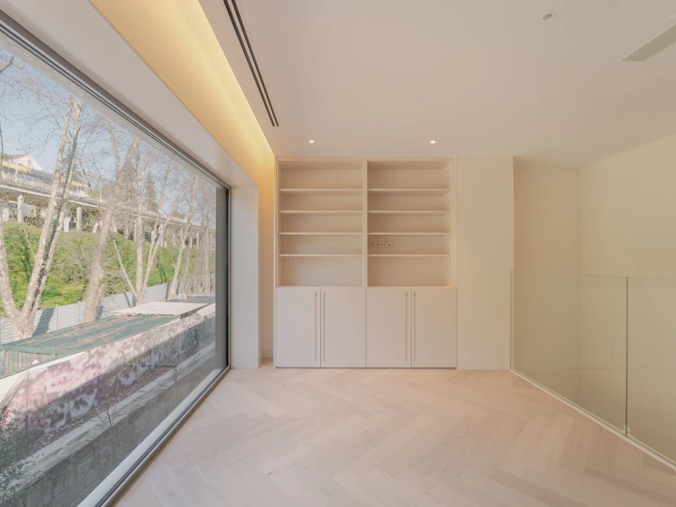 Apartamento T4 para Venda em Campanhã Foto 23