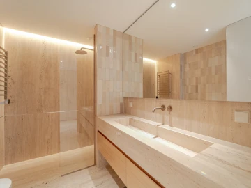 Apartamento T4 para Venda em Campanhã