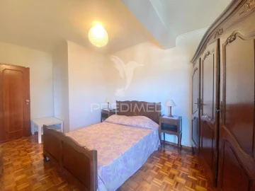 Apartamento T3 para Venda em Santa Iria de Azoia, São João da Talha e Bobadela