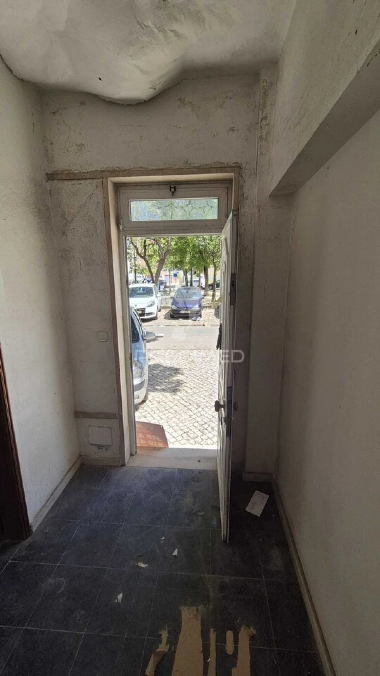 Loja para Venda em Laranjeiro e Feijó Foto 13