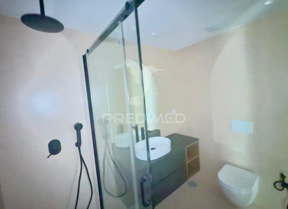 Apartamento T1 para Venda em Azurem Foto 16