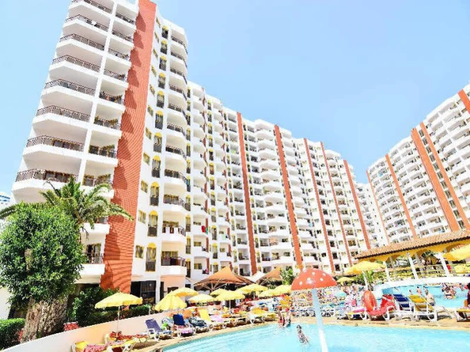 Apartamento T1 para Venda em Portimão Foto 2