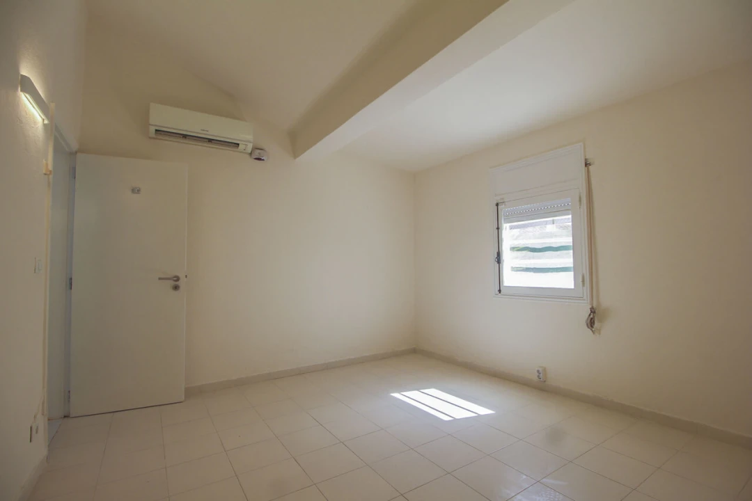 Moradia T4 para Venda em Albufeira e Olhos de Água Foto 27