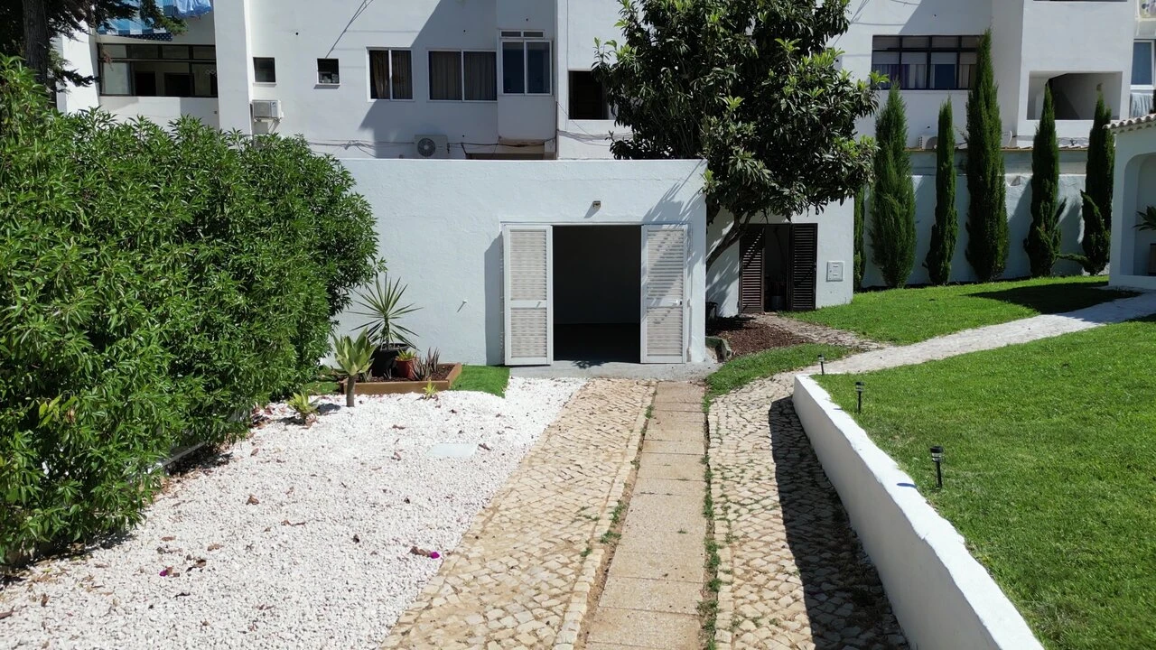 Moradia T4 para Venda em Albufeira e Olhos de Água Foto 33