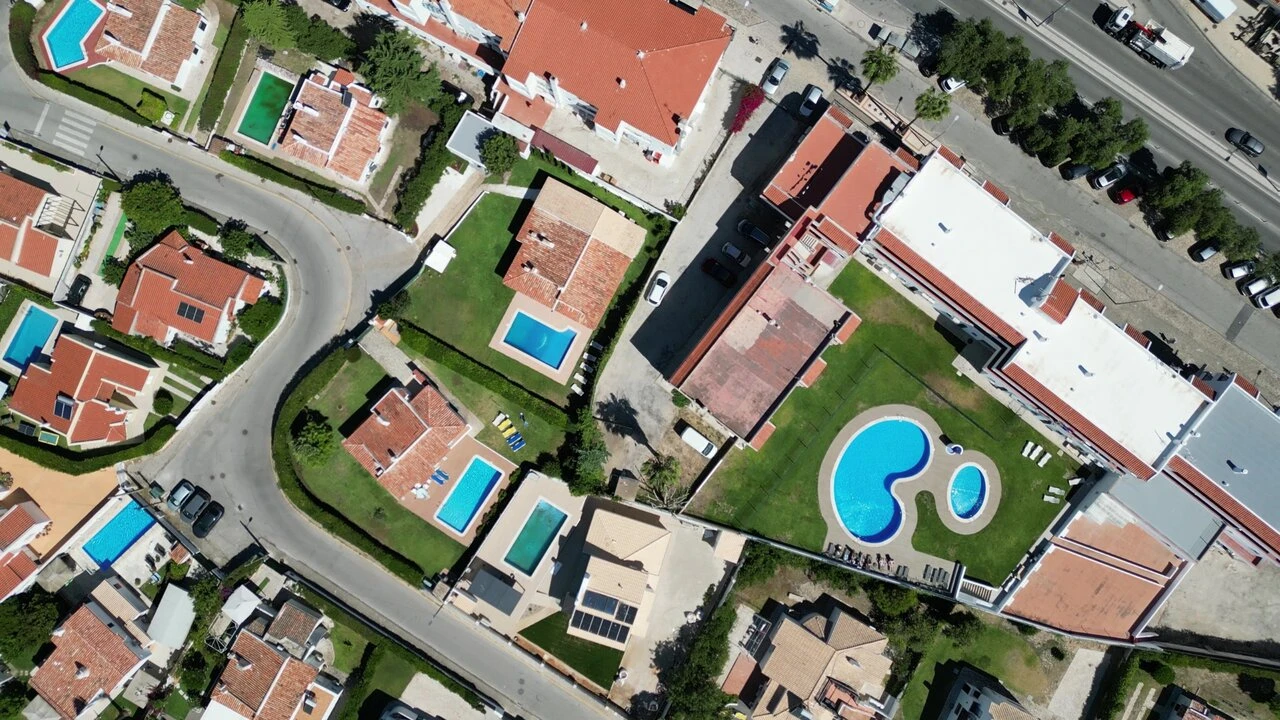 Moradia T4 para Venda em Albufeira e Olhos de Água Foto 38