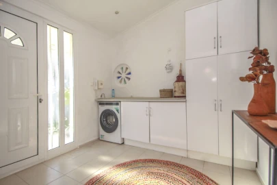Moradia T4 para Venda em Albufeira e Olhos de Água