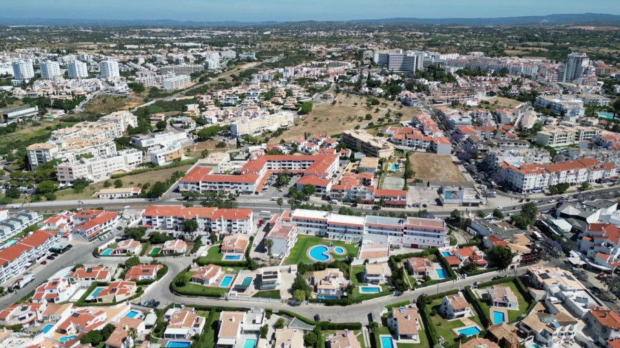 Moradia T4 para Venda em Albufeira e Olhos de Água Foto 41
