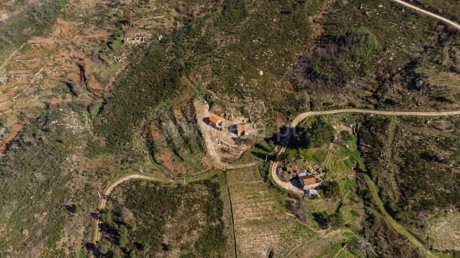Quinta T4 para Venda em Teixoso e Sarzedo Foto 16