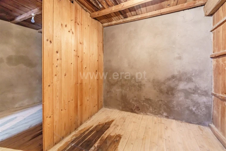 Quinta T4 para Venda em Teixoso e Sarzedo Foto 12