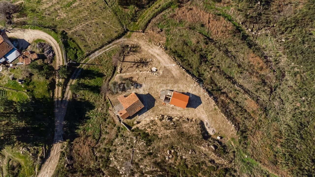 Quinta T4 para Venda em Teixoso e Sarzedo Foto 20