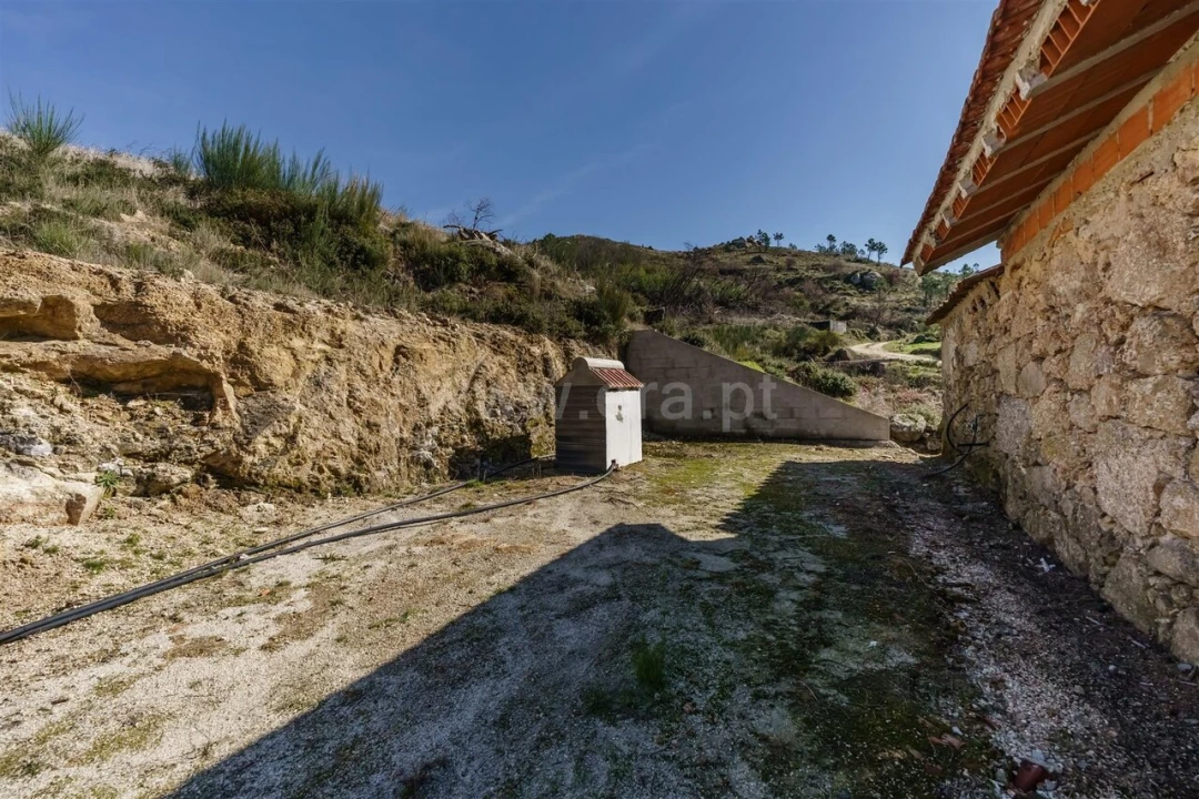 Quinta T4 para Venda em Teixoso e Sarzedo Foto 5