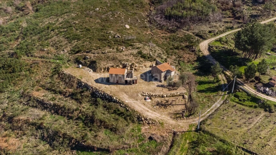 Quinta T4 para Venda em Teixoso e Sarzedo