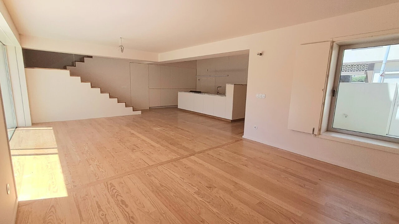 Moradia T3 para Venda em São João da Madeira Foto 27