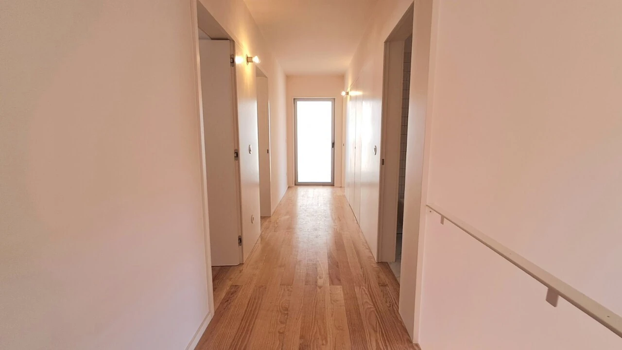 Moradia T3 para Venda em São João da Madeira Foto 32
