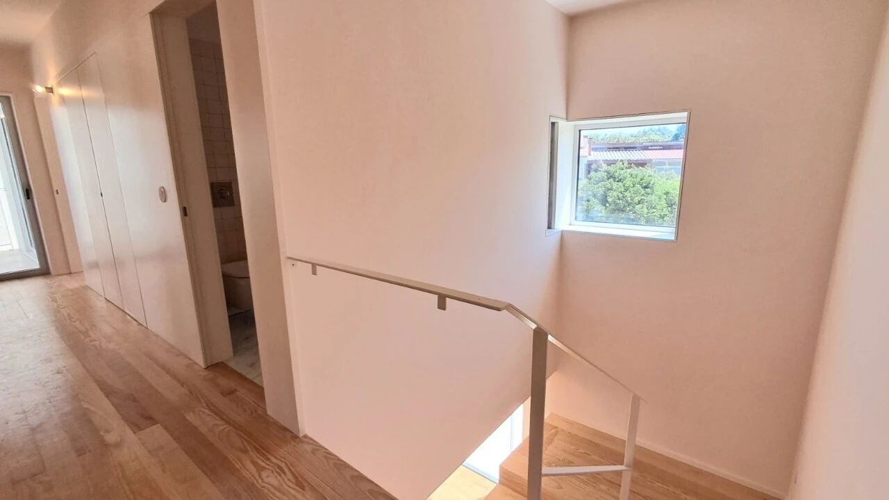 Moradia T3 para Venda em São João da Madeira Foto 33