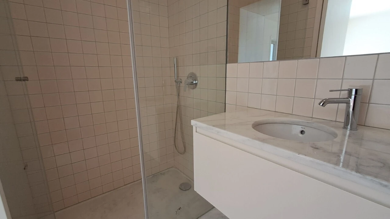 Moradia T3 para Venda em São João da Madeira Foto 44