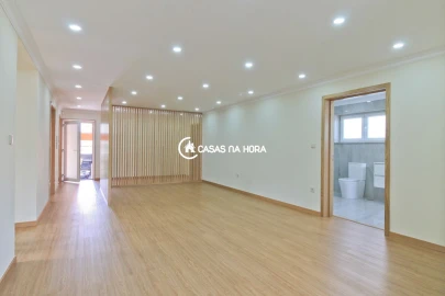 Apartamento T3 para Arrendamento em Sandim, Olival, Lever e Crestuma