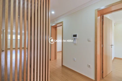 Apartamento T3 para Arrendamento em Sandim, Olival, Lever e Crestuma
