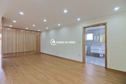Apartamento T3 para Arrendamento em Sandim, Olival, Lever e Crestuma
