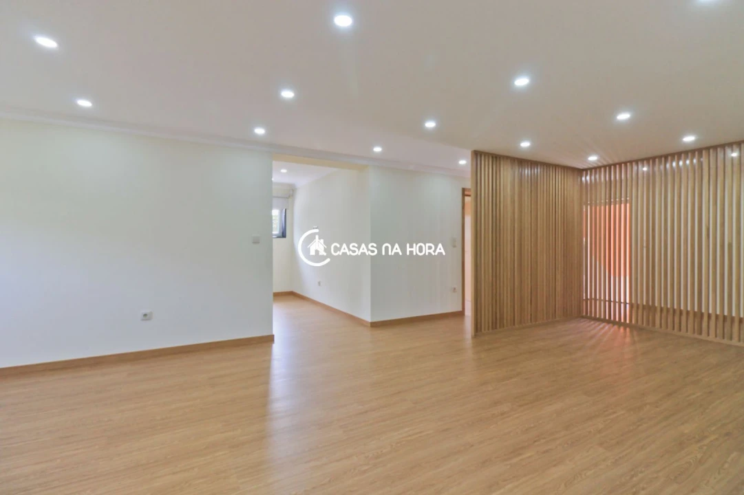 Apartamento T3 para Arrendamento em Sandim, Olival, Lever e Crestuma Foto 25