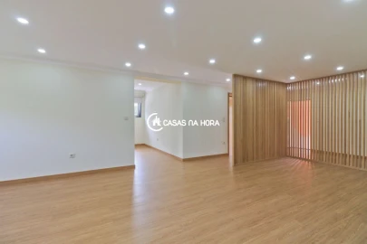 Apartamento T3 para Arrendamento em Sandim, Olival, Lever e Crestuma