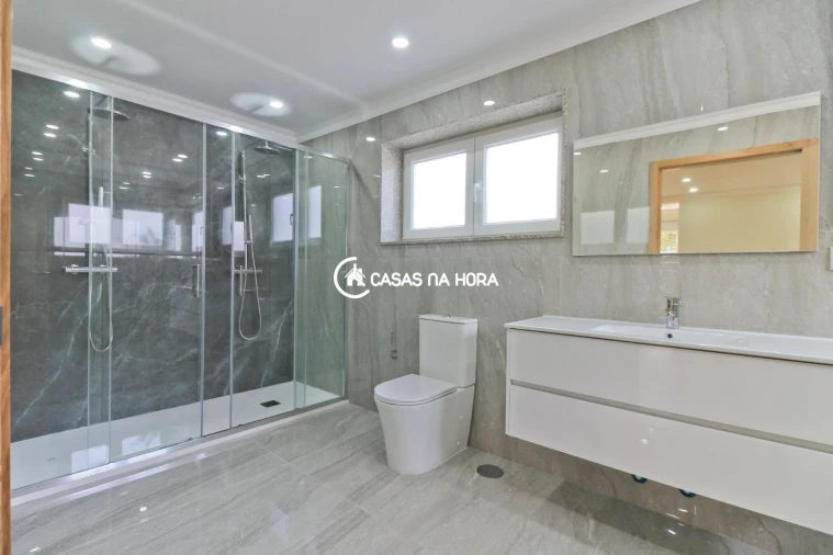 Apartamento T3 para Arrendamento em Sandim, Olival, Lever e Crestuma Foto 4