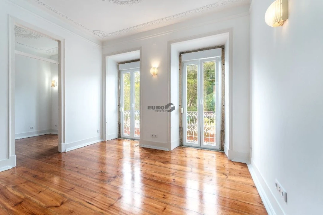 Apartamento T2 para Arrendamento em Arroios Foto 1