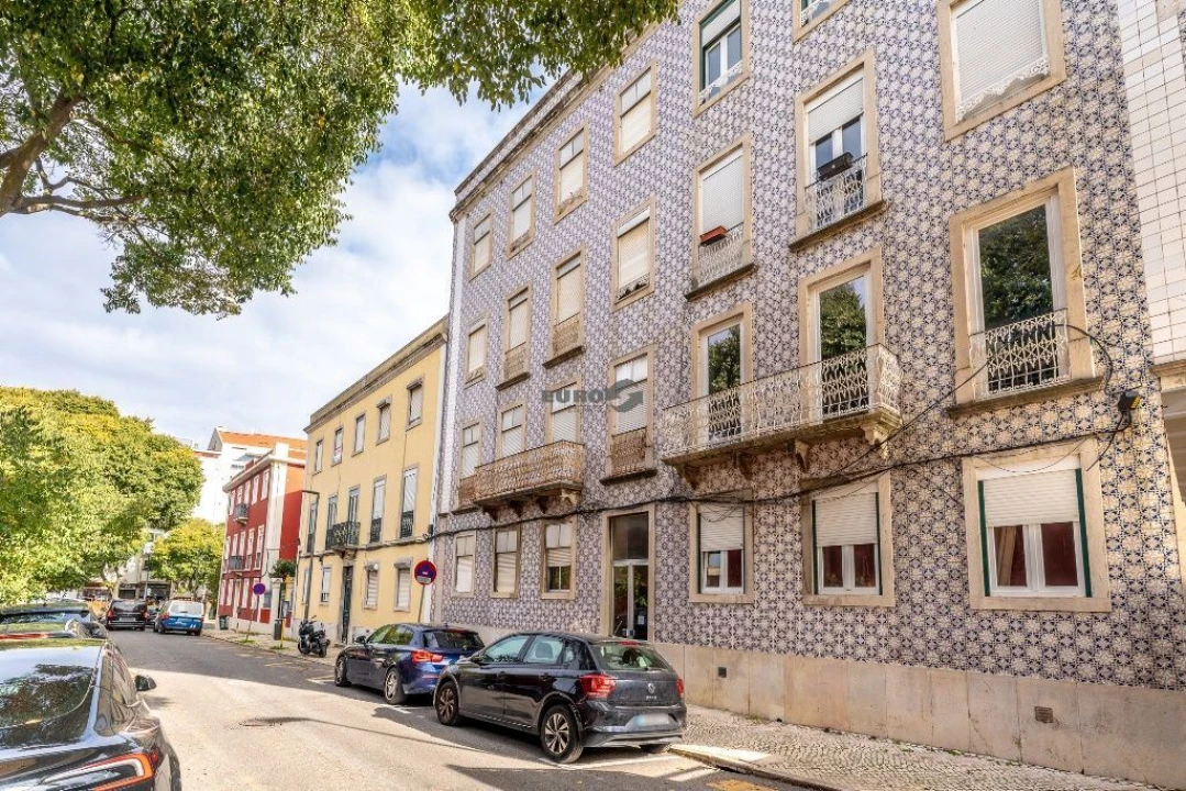 Apartamento T2 para Arrendamento em Arroios Foto 7