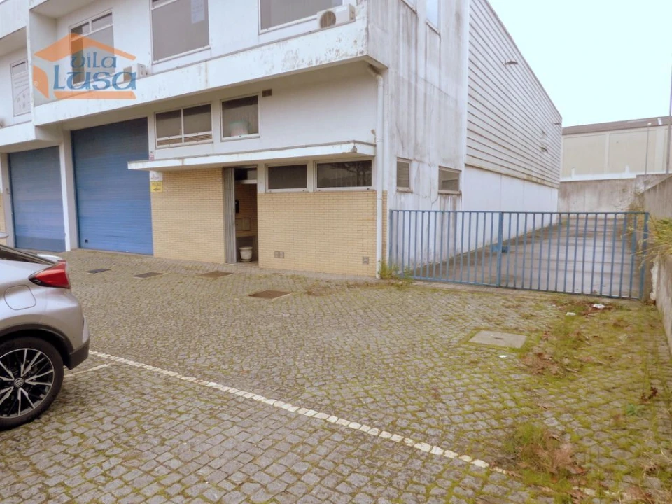 Armazém para Arrendamento em Campo e Sobrado Foto 1