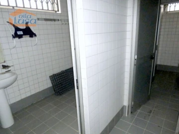 Armazém para Arrendamento em Campo e Sobrado