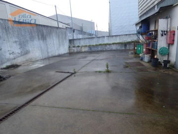 Armazém para Arrendamento em Campo e Sobrado