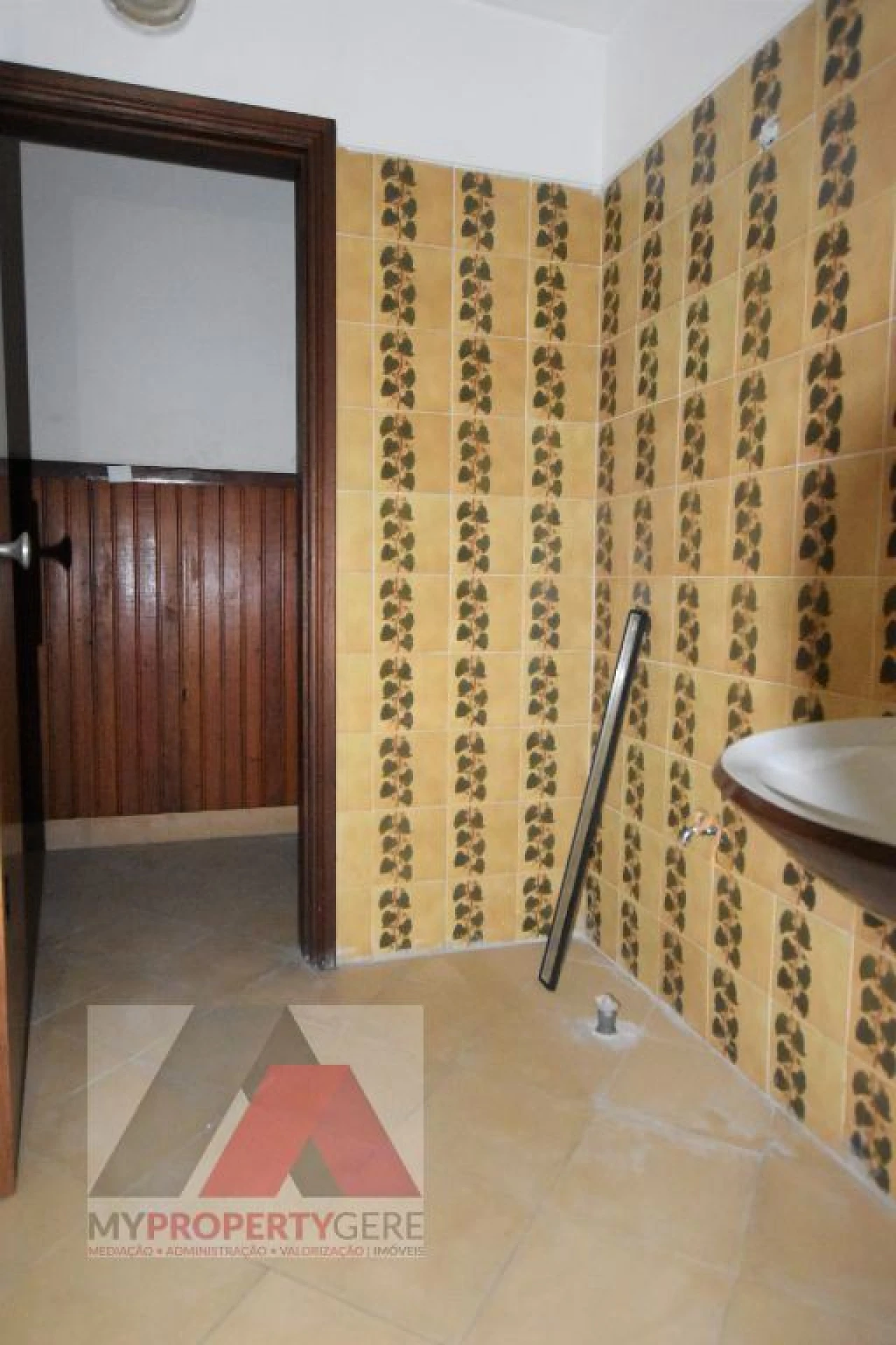 Loja para Arrendamento em A dos Cunhados e Maceira Foto 19