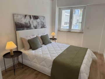 Apartamento T3 para Venda em Benfica