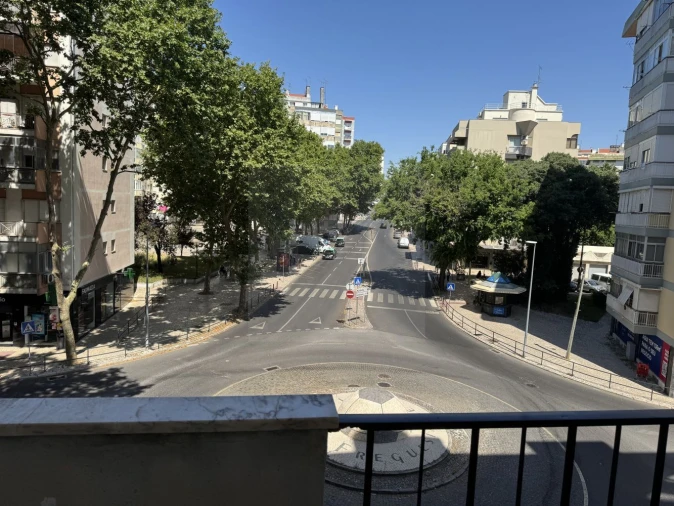 Apartamento T3 para Venda em Benfica Foto 8