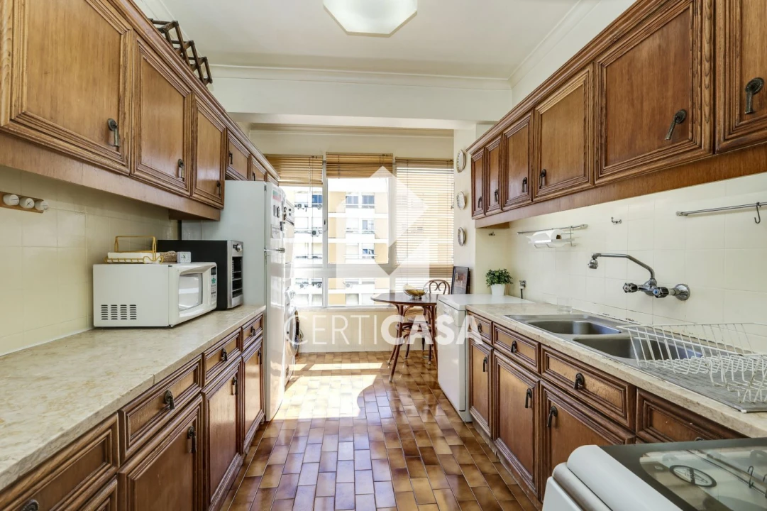 Apartamento T3 para Venda em Moscavide e Portela Foto 8