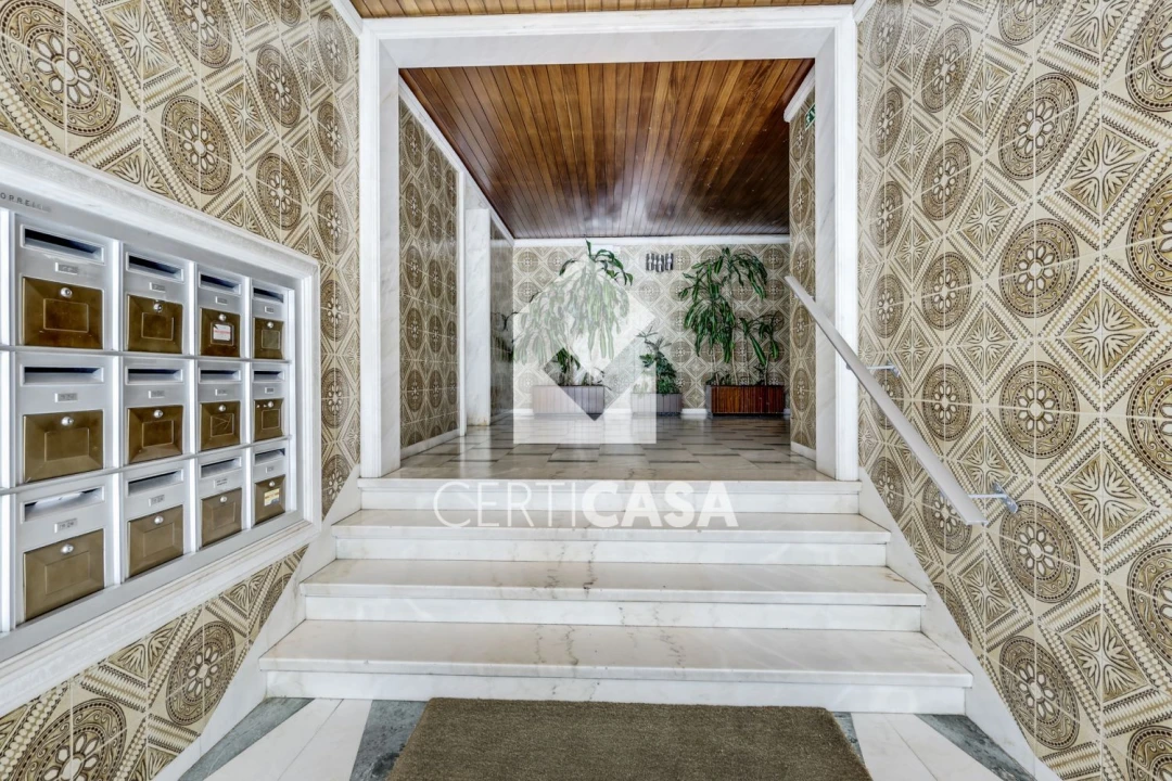 Apartamento T3 para Venda em Moscavide e Portela Foto 29