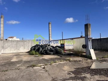 Loja para Arrendamento em Alcains