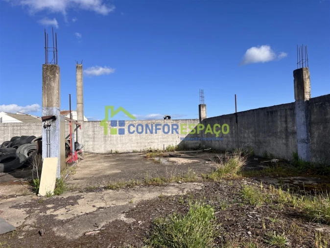 Loja para Arrendamento em Alcains Foto 16