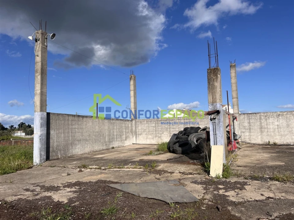 Loja para Arrendamento em Alcains Foto 15