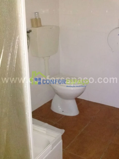 Loja para Arrendamento em Castelo Branco