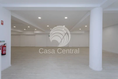 Loja para Venda em Arroios
