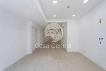 Loja para Venda em Arroios