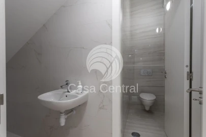 Loja para Venda em Arroios