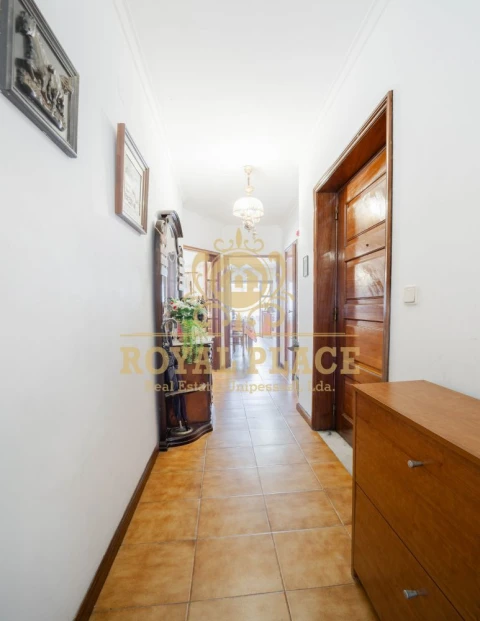 Apartamento T3 para Venda em Santa Maria da Feira, Travanca, Sanfins e Espargo