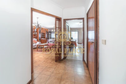 Apartamento T3 para Venda em Santa Maria da Feira, Travanca, Sanfins e Espargo