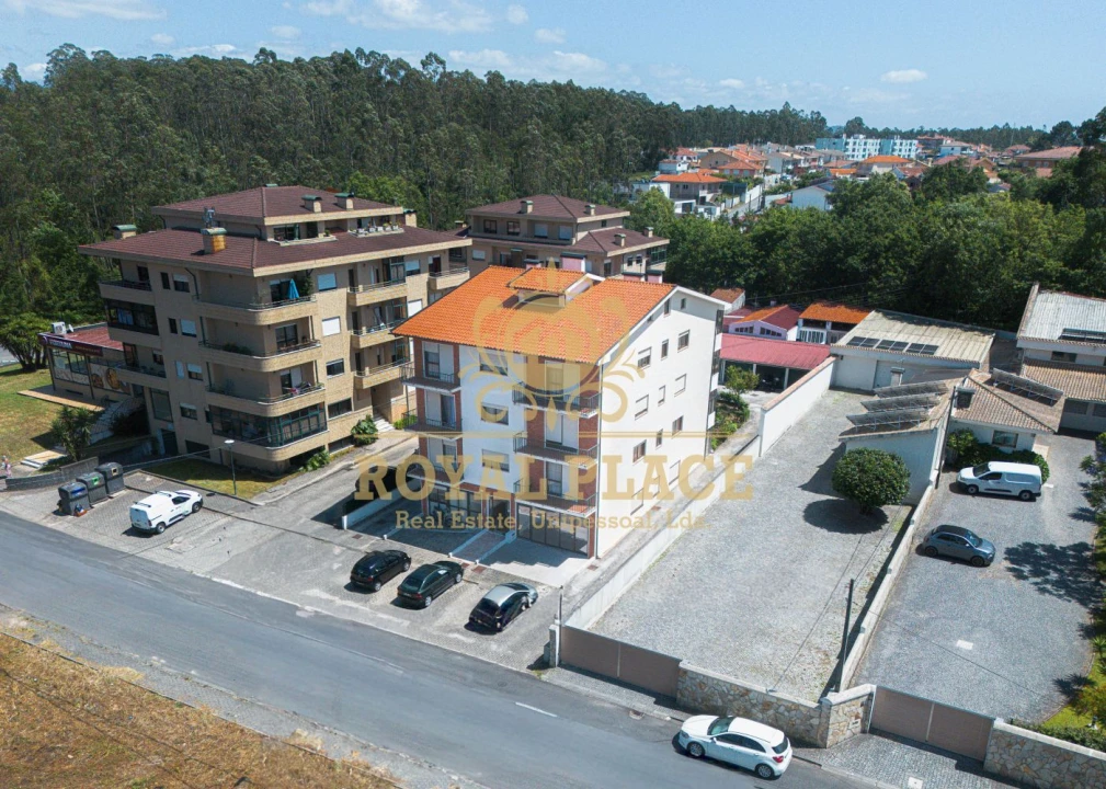 Apartamento T3 para Venda em Santa Maria da Feira, Travanca, Sanfins e Espargo Foto 1